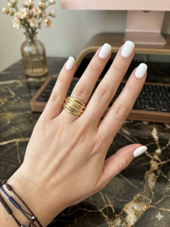 Jewelry - 14K Gold Plated Multi-Layer Rolling Ring - Intertwined Triple Band Style - Elega
